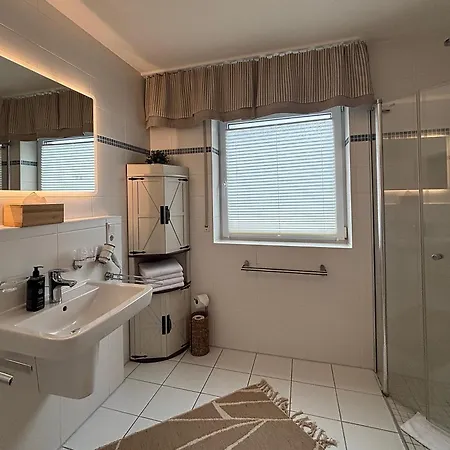 Holiday home Anni Bad Zwischenahn